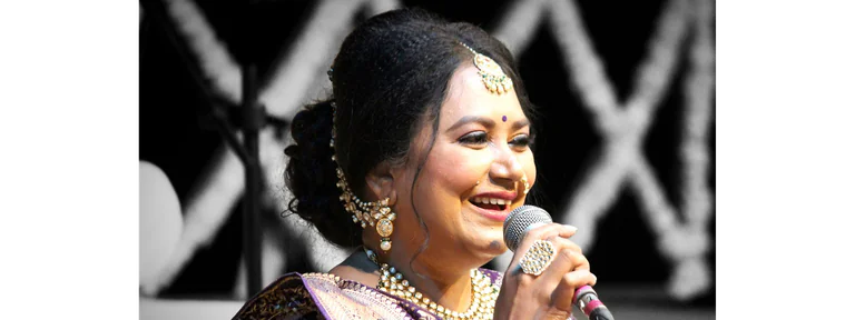 Singer Namrata Soni in Ahmedabad