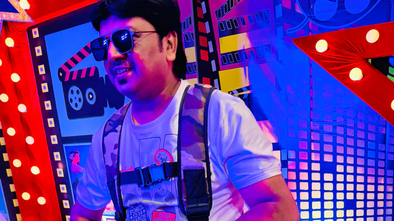 Kokil Live performing Artists Band in Mumbai