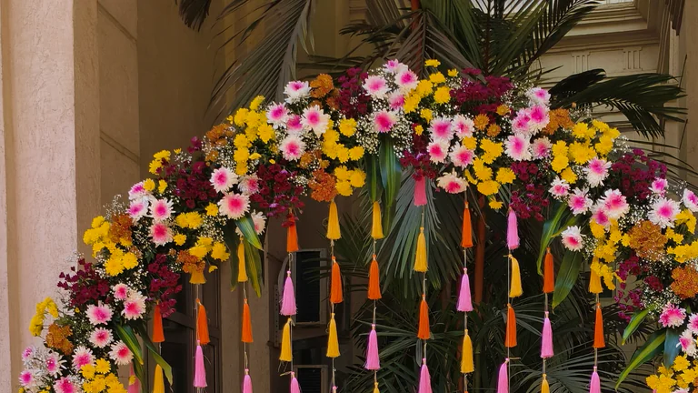 Radha Krishna florist