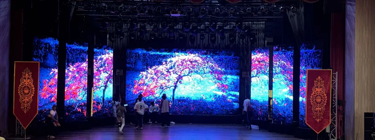 Pixal waves in Mumbai