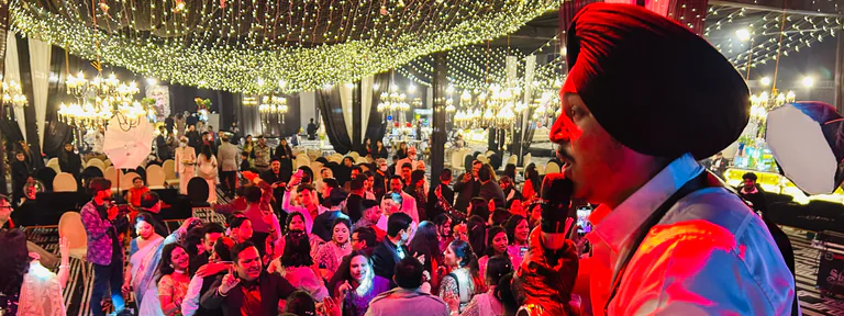 AMMY LIVE in WEST
