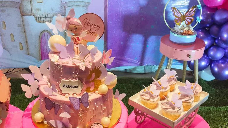 Doctor Baker in Thane
