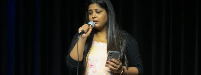 Vocalist varsha in Noida