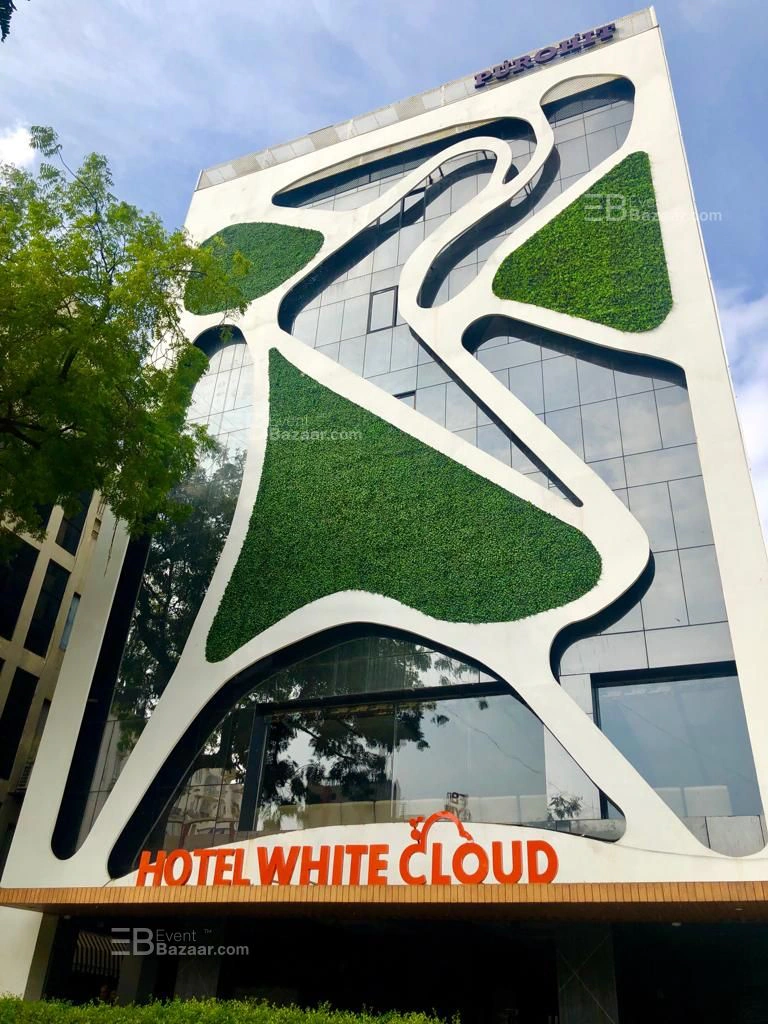 Hotel White Cloud