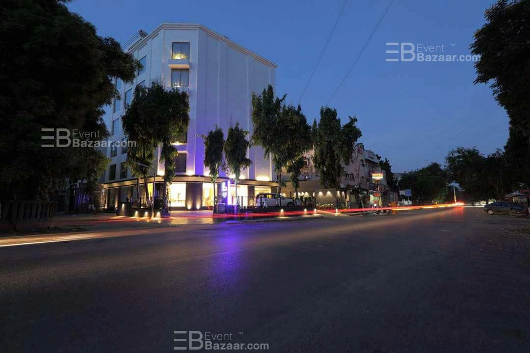 Hotel Rezaas