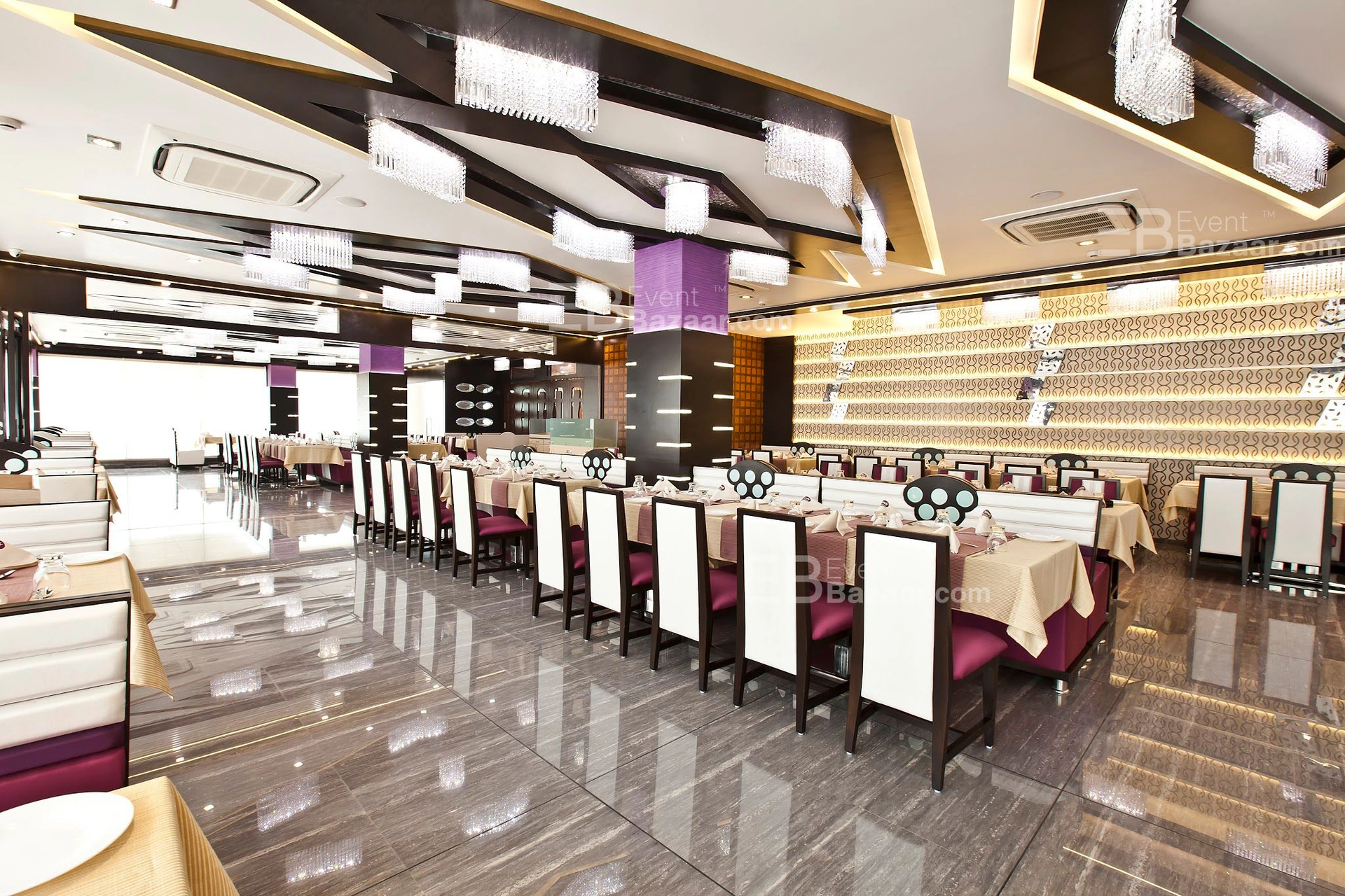 Comfy The Restaurant And Banquet, Ghodasar