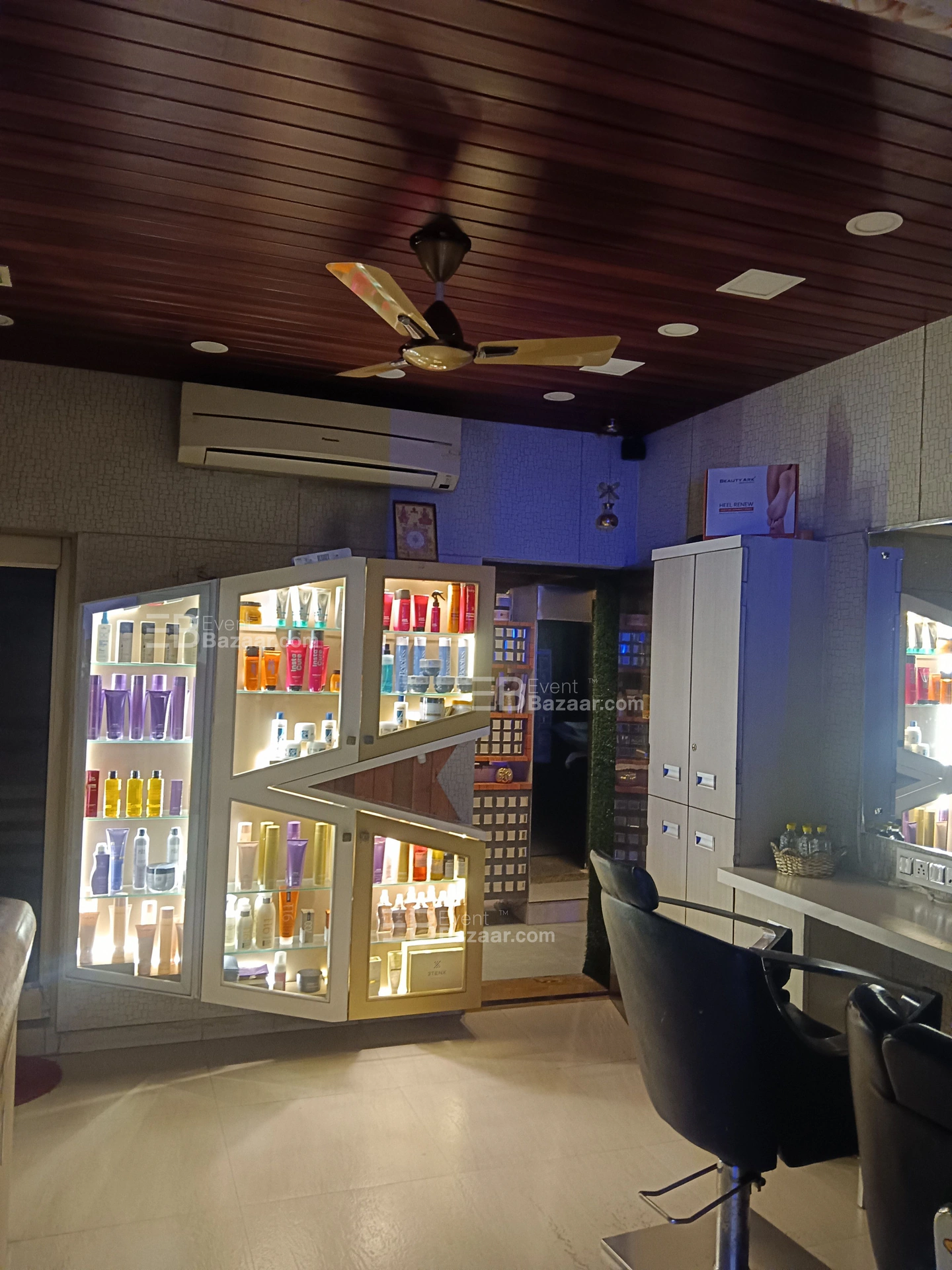 Pritee Beauty Care