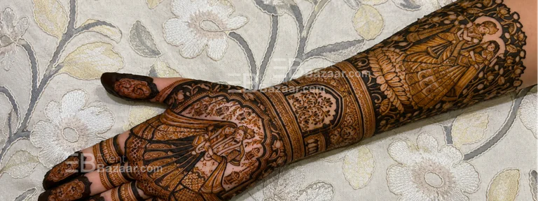 Manoj Mehandi Artist in Rajouri Garden,