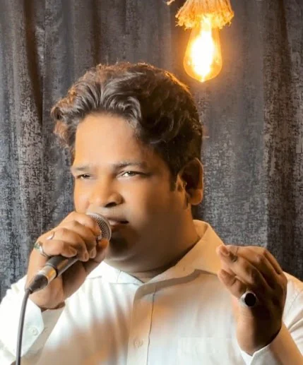 Kaleem Aazam Singer live