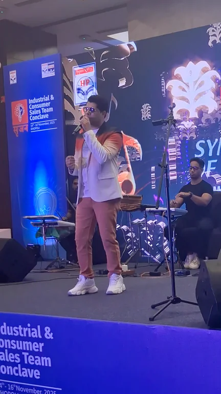 Saiyyara LIve