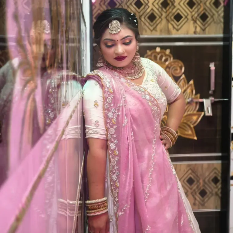 Komal beauty 