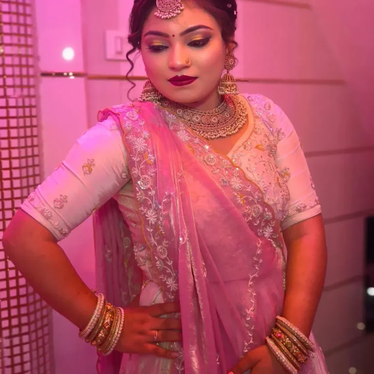 Komal beauty 
