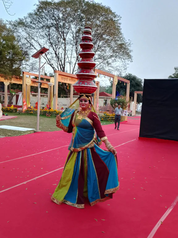 Rajasthani folk dance bavai