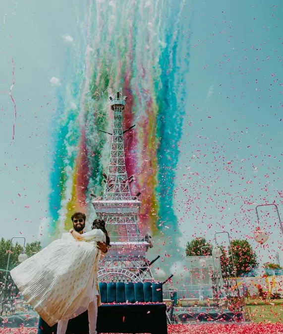 	Singer And Musical Bands