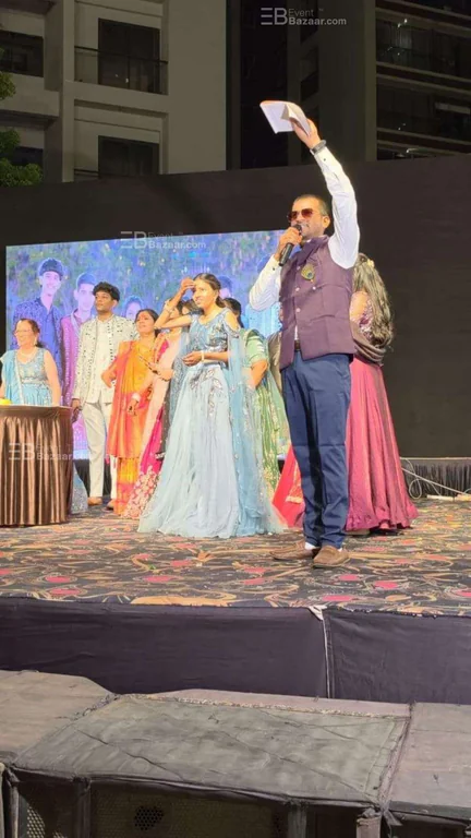 Dance performance host