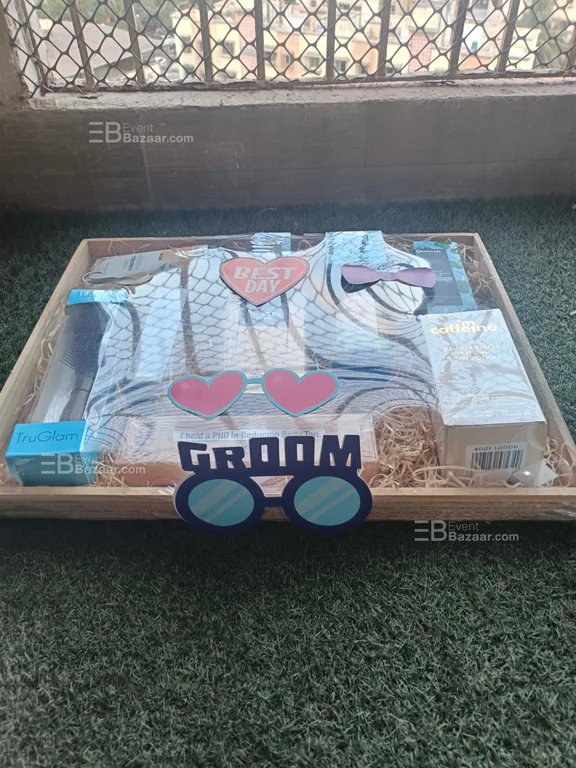 GROOM SPECIAL HAMPER