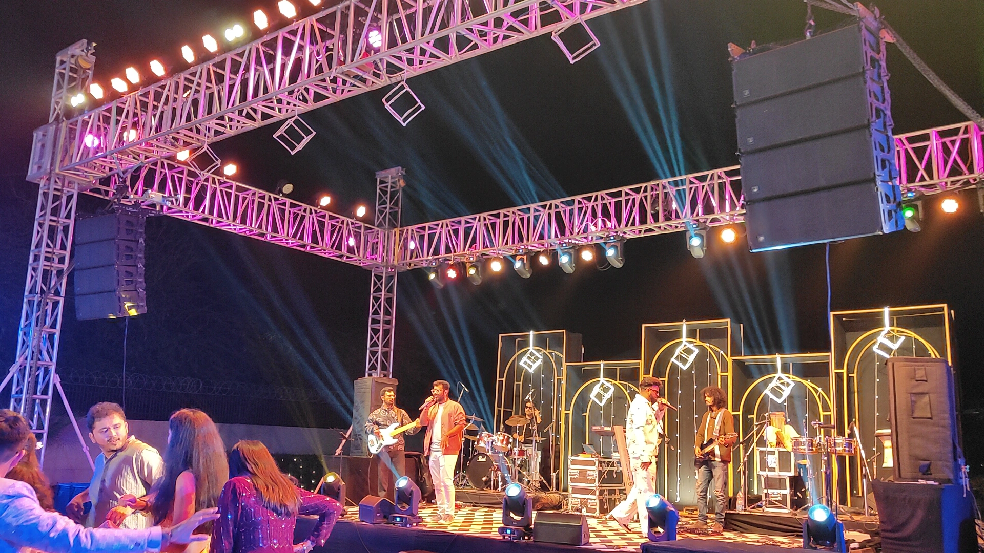 Raddhe sound LIVE BAND photo 16