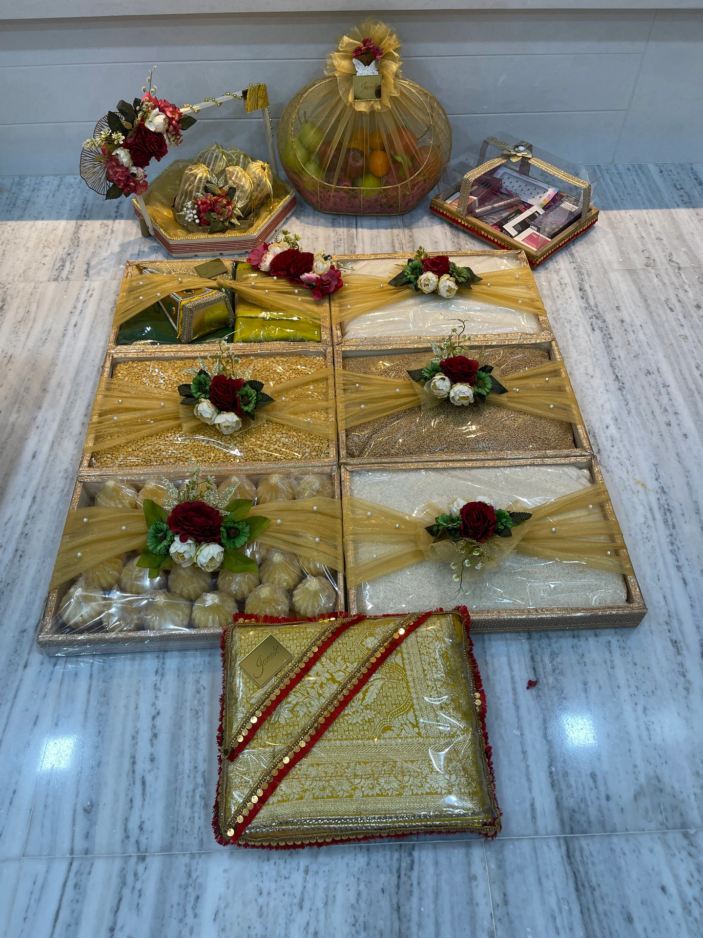Wedding/trousseau packing/ hampers/ room hampers photo 8