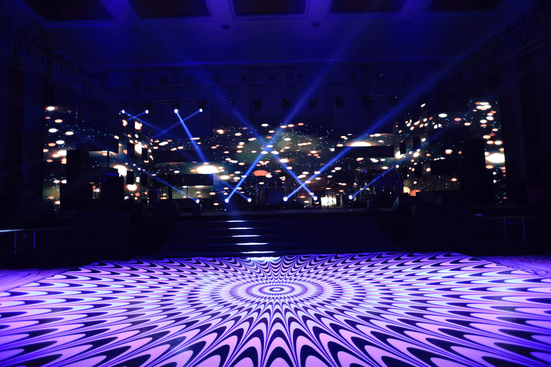 Abhinav & Juhi's Sangeet night photo 8