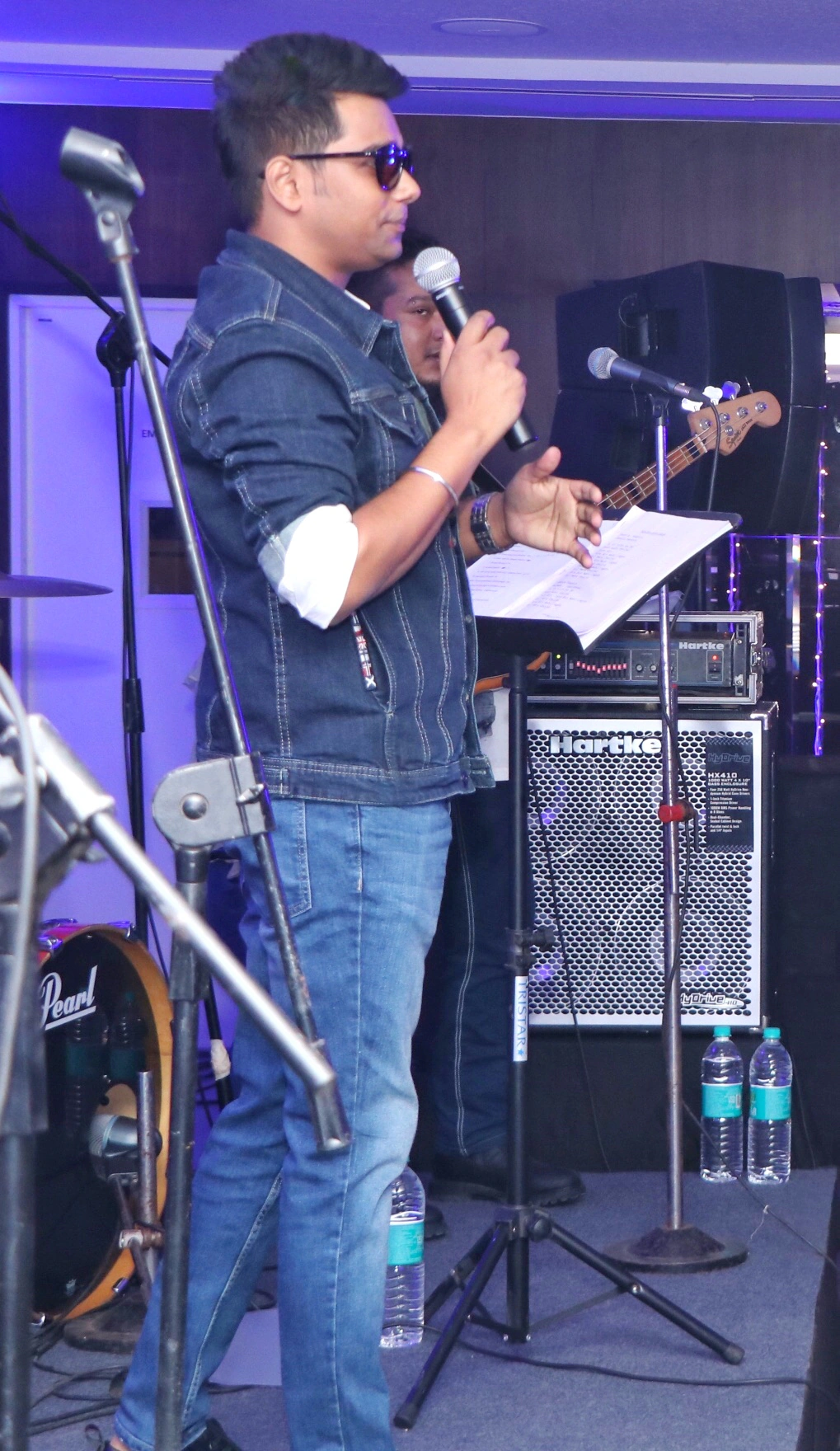 Rishav Ishu LivePerformance photo 4