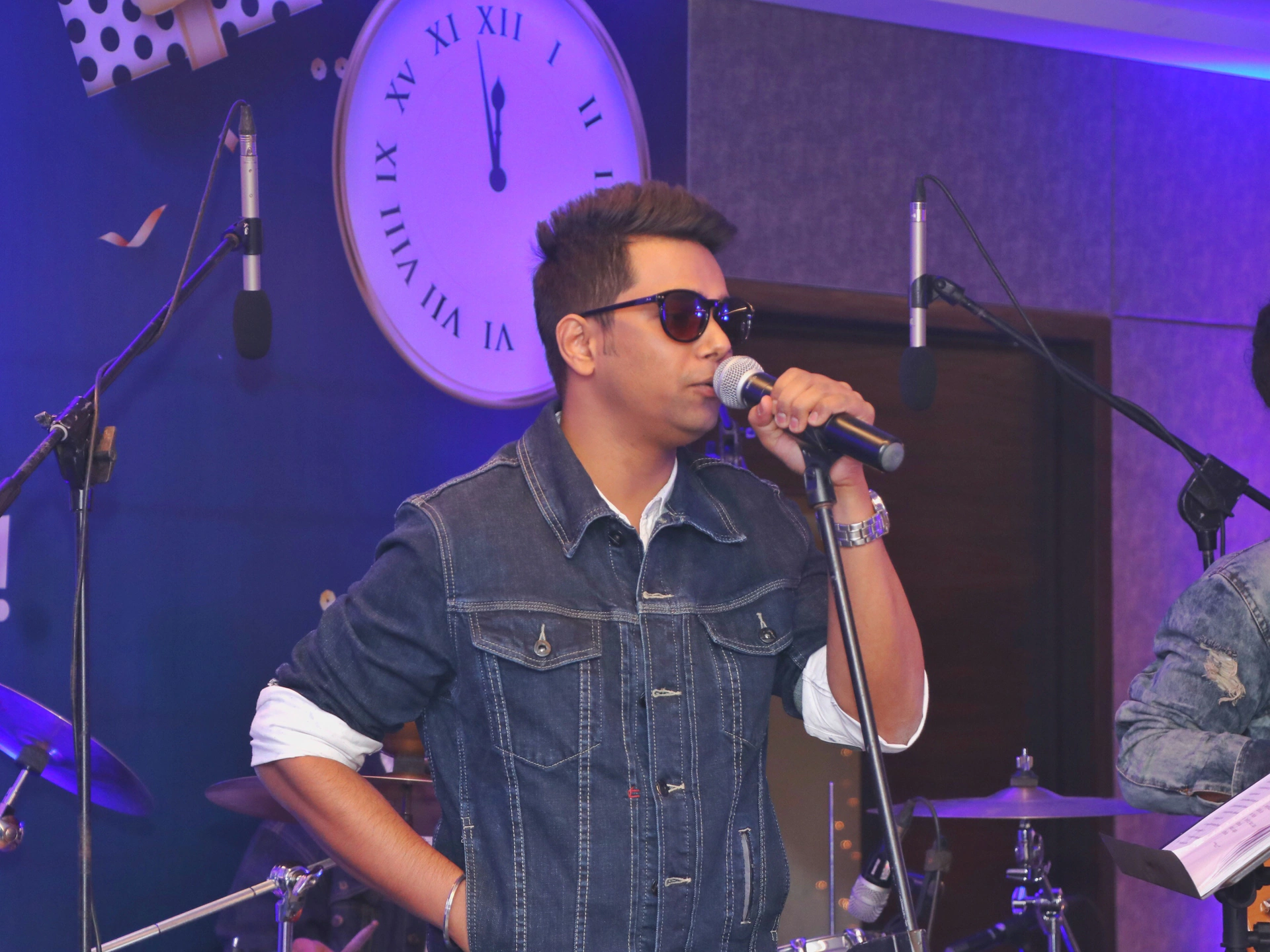 Rishav Ishu LivePerformance
