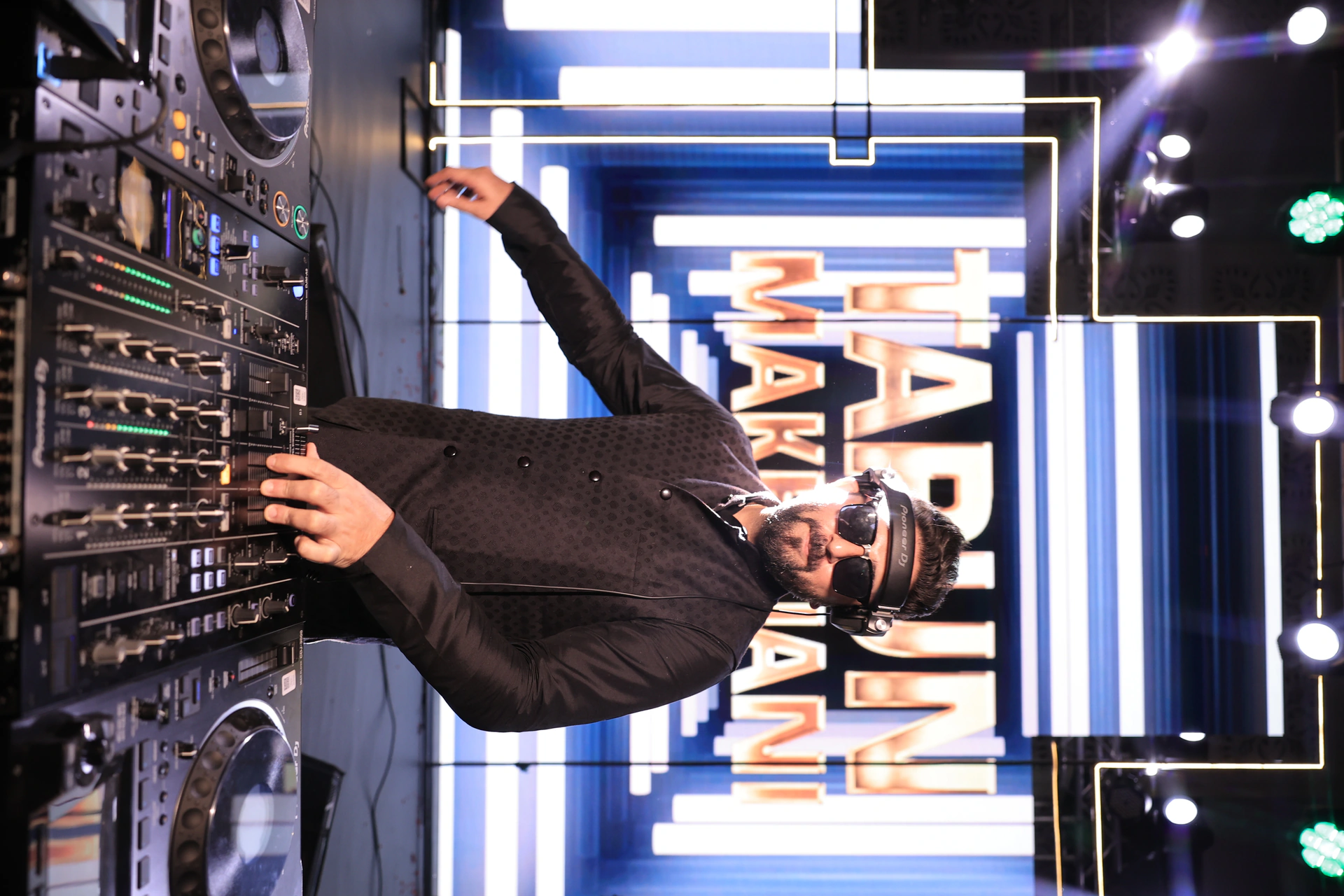 DJ TARUN  photo 1