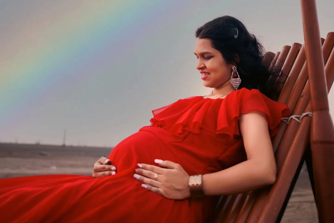 MATERNITY photo 12