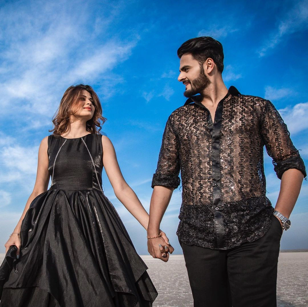 PRE-WEDDING photo 4
