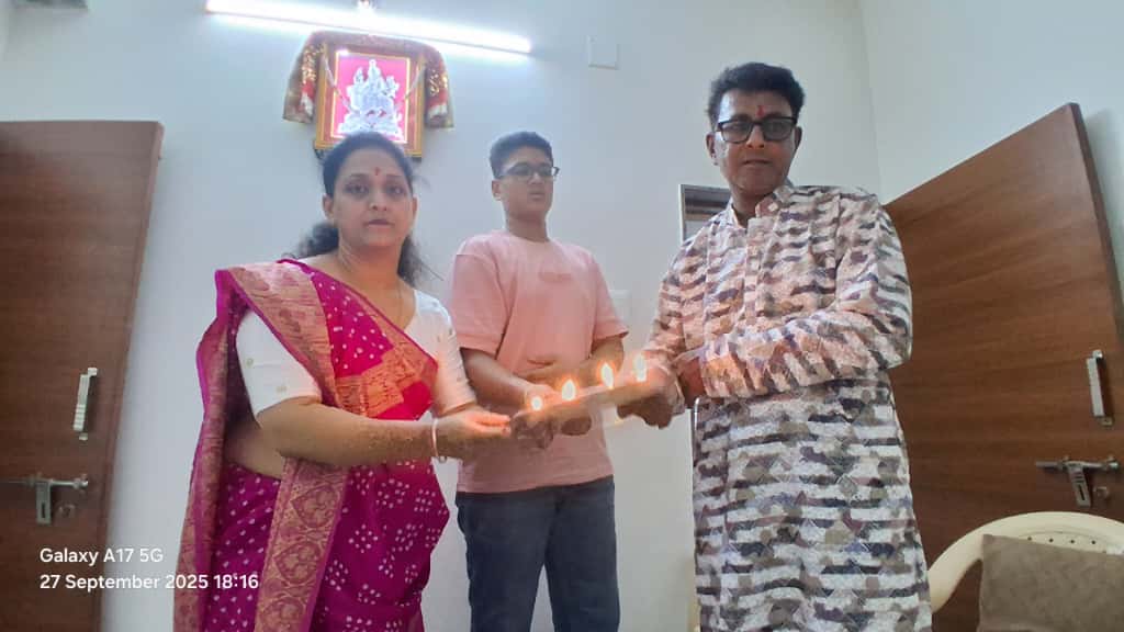 Pooja's photos photo 8