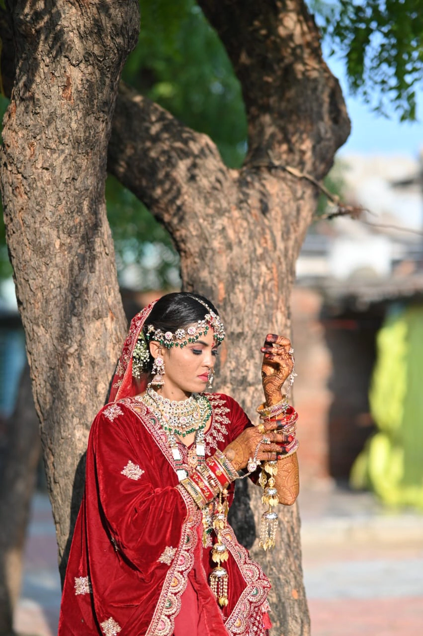 Makeup Artist photo 17