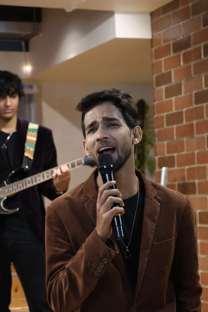Singer & Musical Band