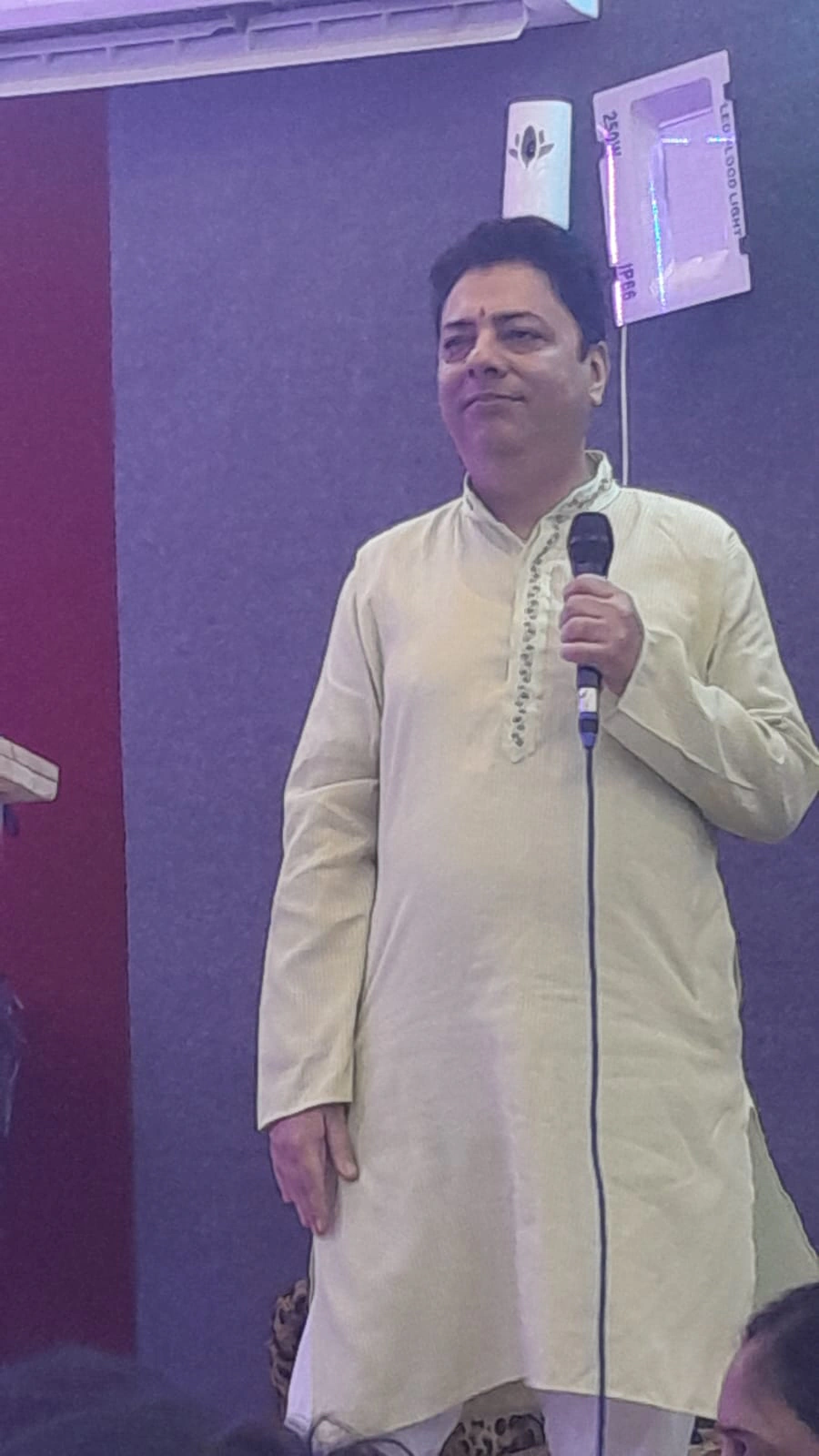 Prabhu tere darshan ko photo 3