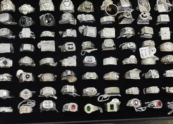 Jewellery photo 3