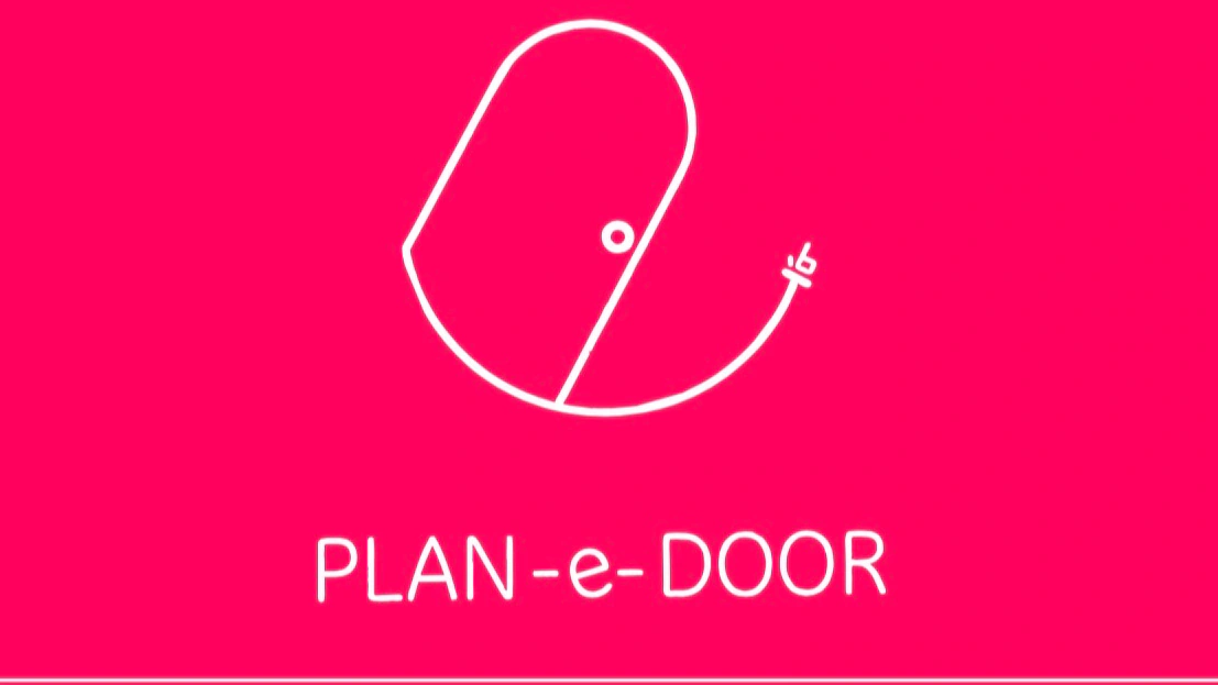 Plam-e-Door