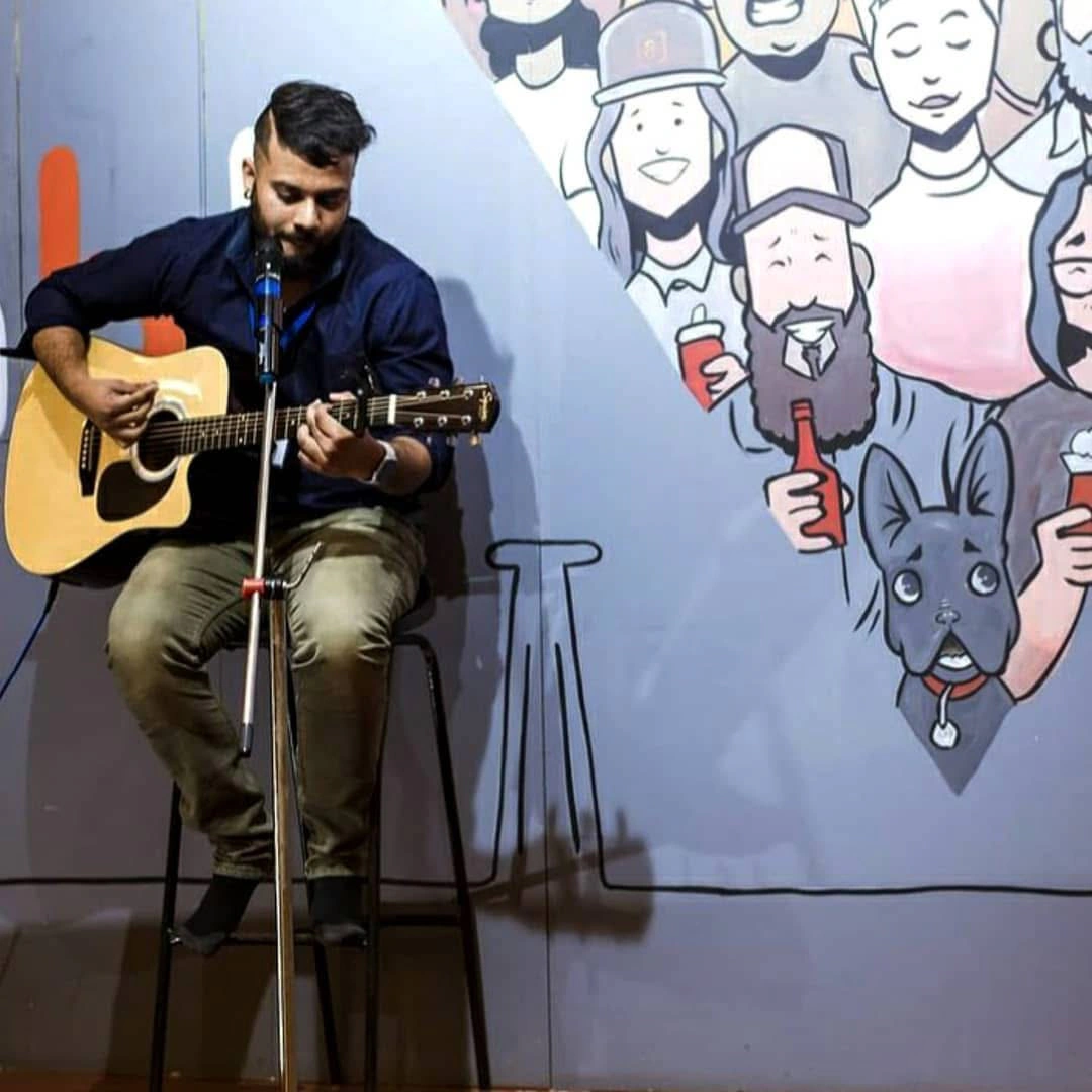 Saurav Verma Live photo 2
