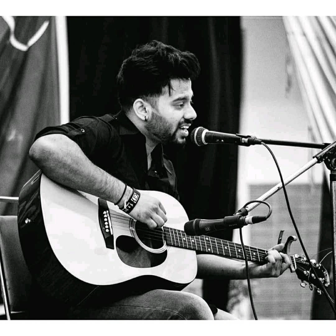 Saurav Verma Live photo 1