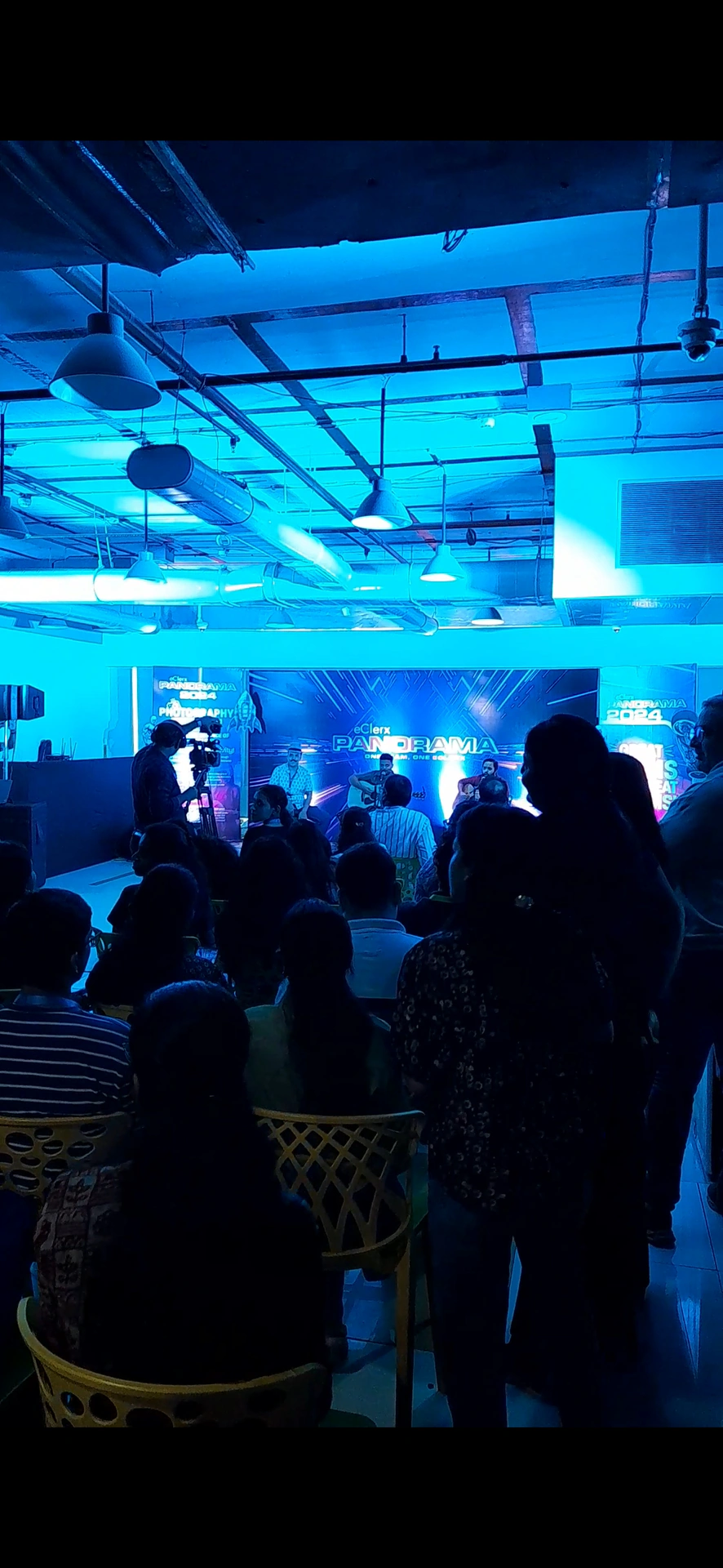 Live from Mumbai  photo 6