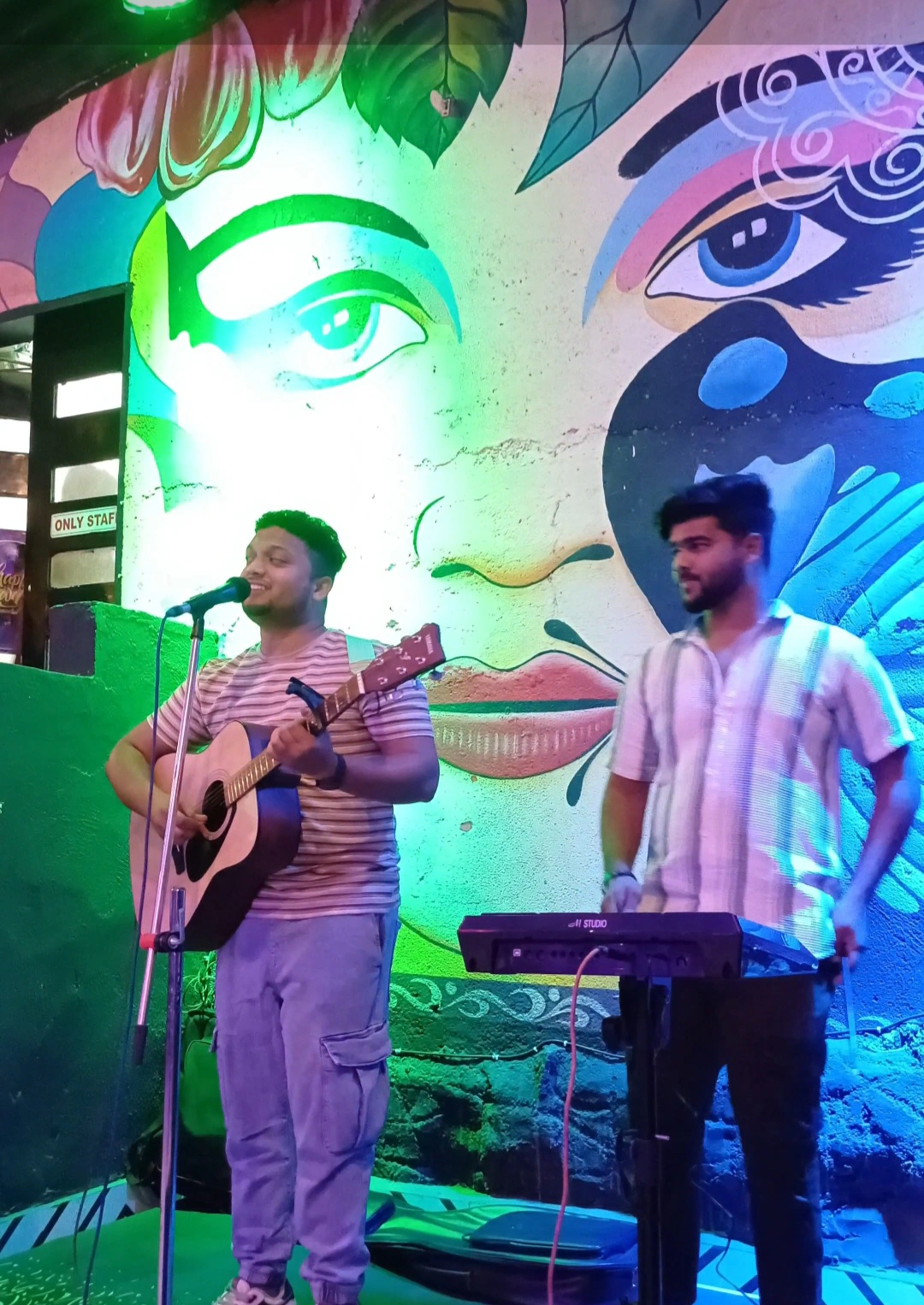 Live from Mumbai  photo 3
