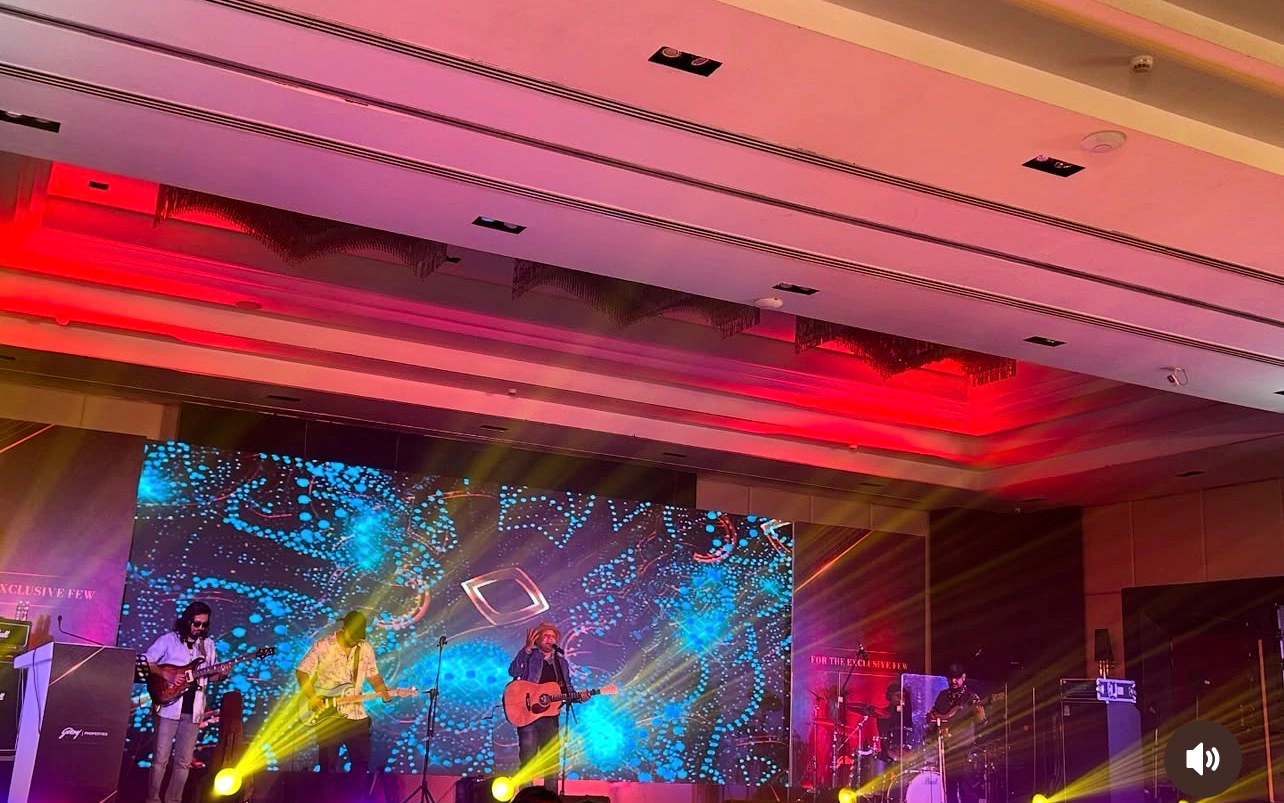 Suraj Biswas Live photo 6