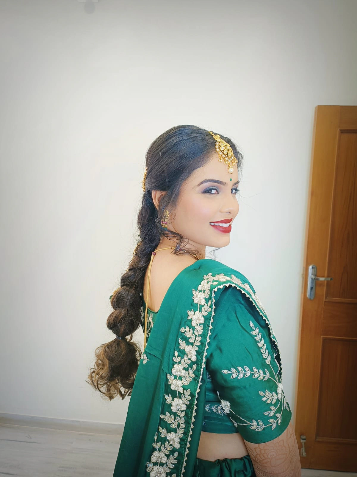 Makeup & Hairstylist photo 3