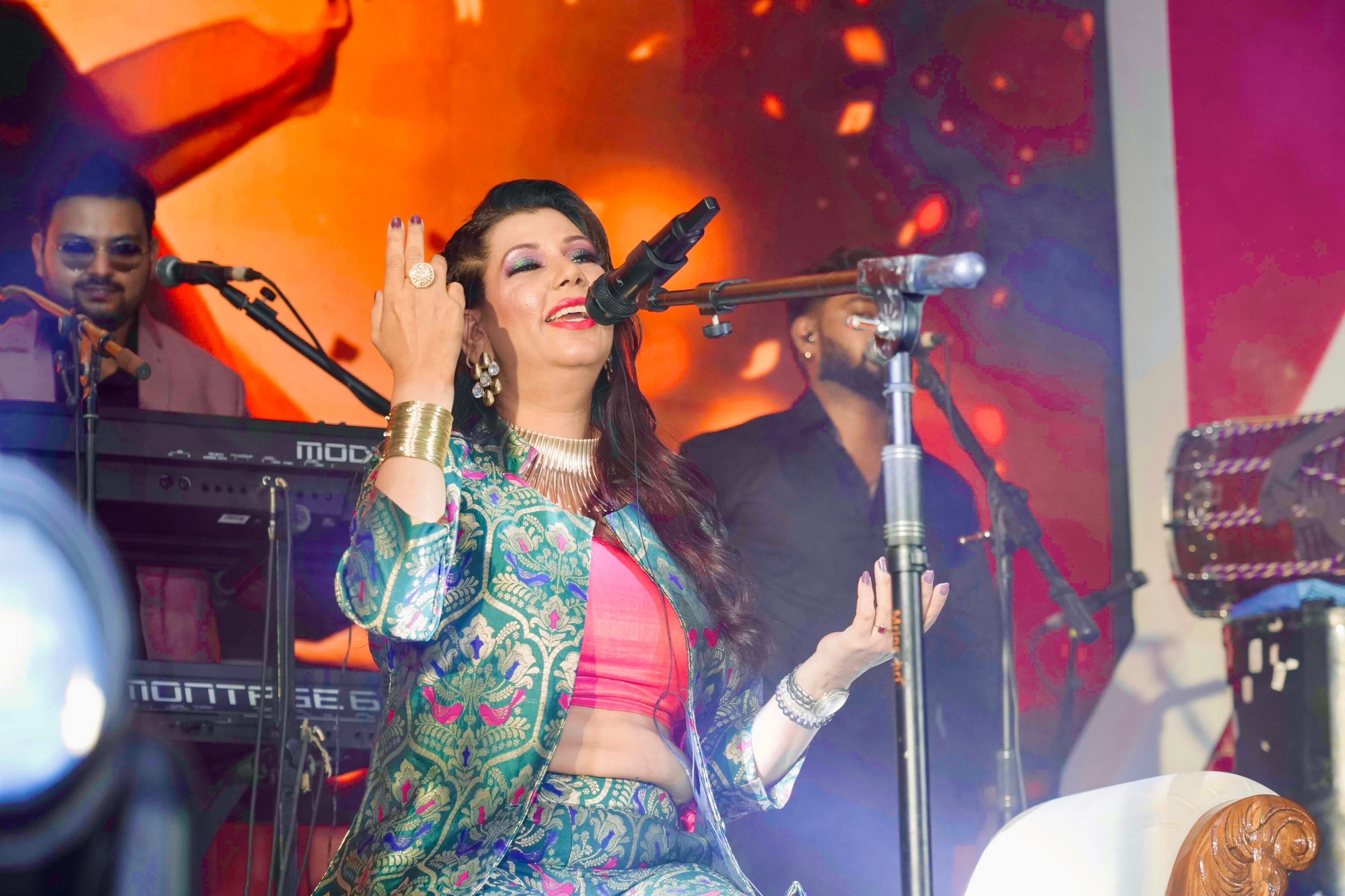 Shamacs Live - Bolly Sufi Folk Retro Live photo 19