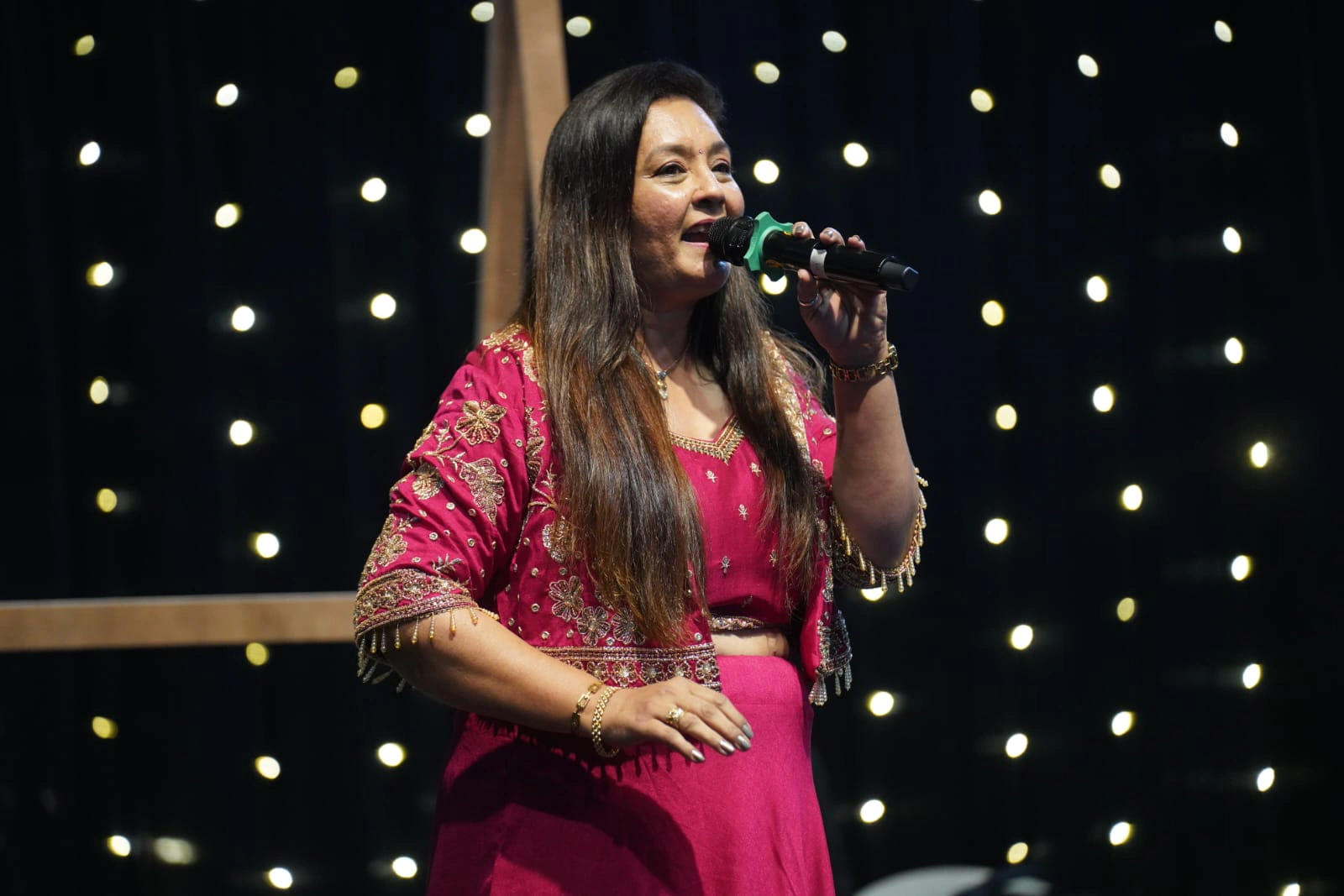 Singer and musical band