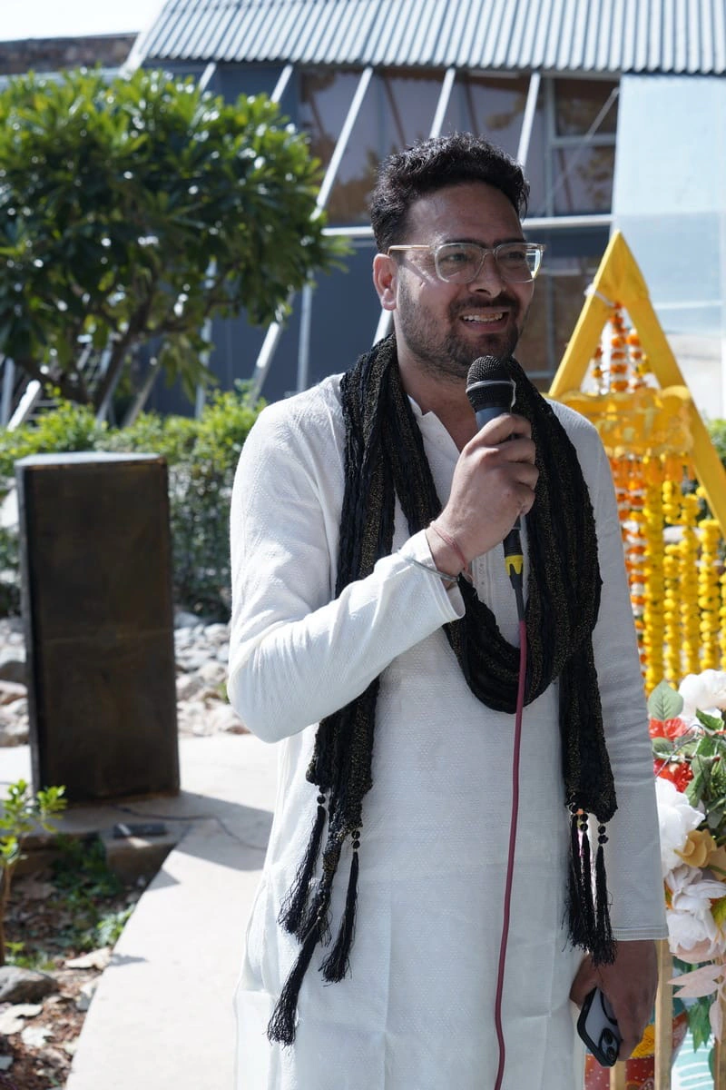 Nitin anchor  photo 2