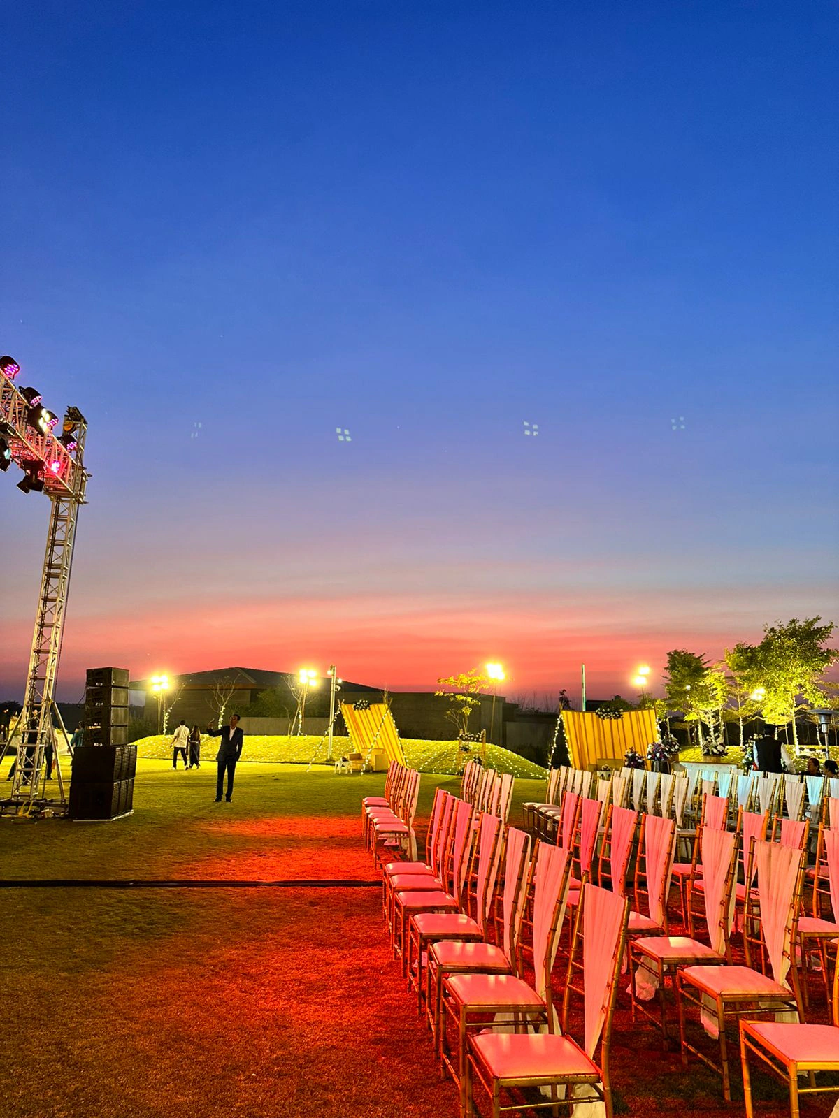 WEDDING EVENT photo 13