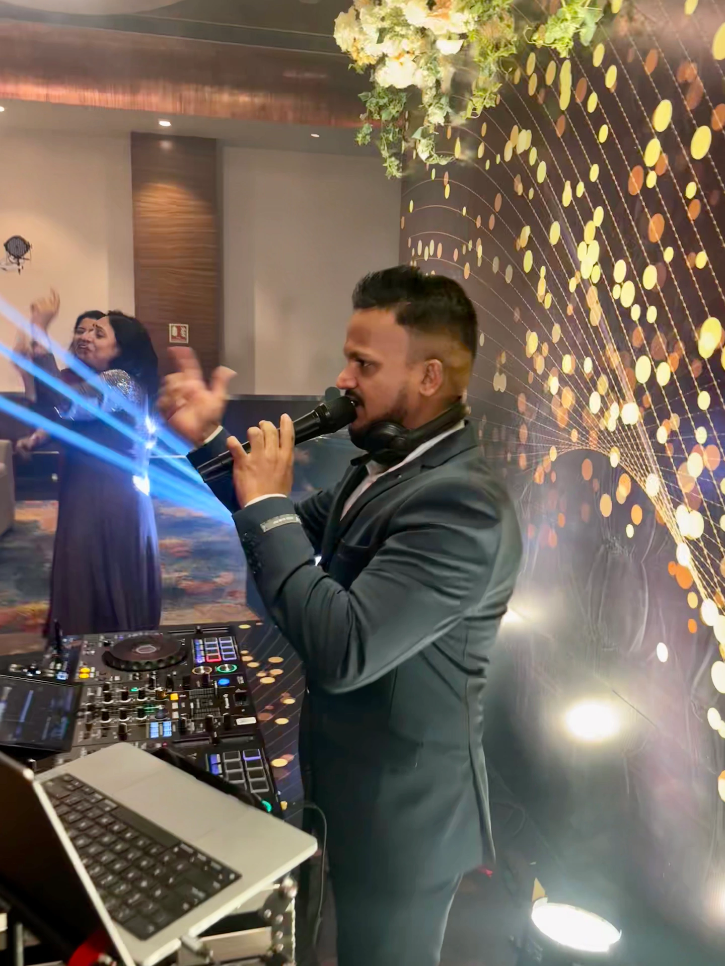 Sangeet Night at Novotel Juhu | High-Energy Wedding Celebration 🎧✨