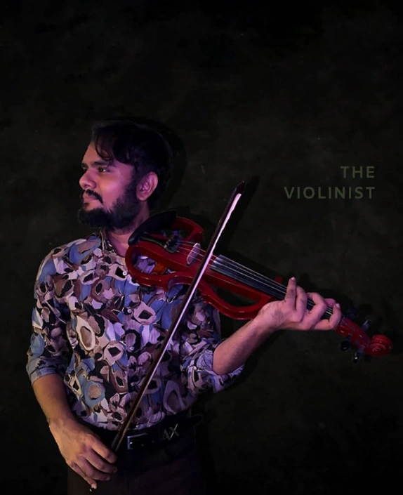 Artist photo 1