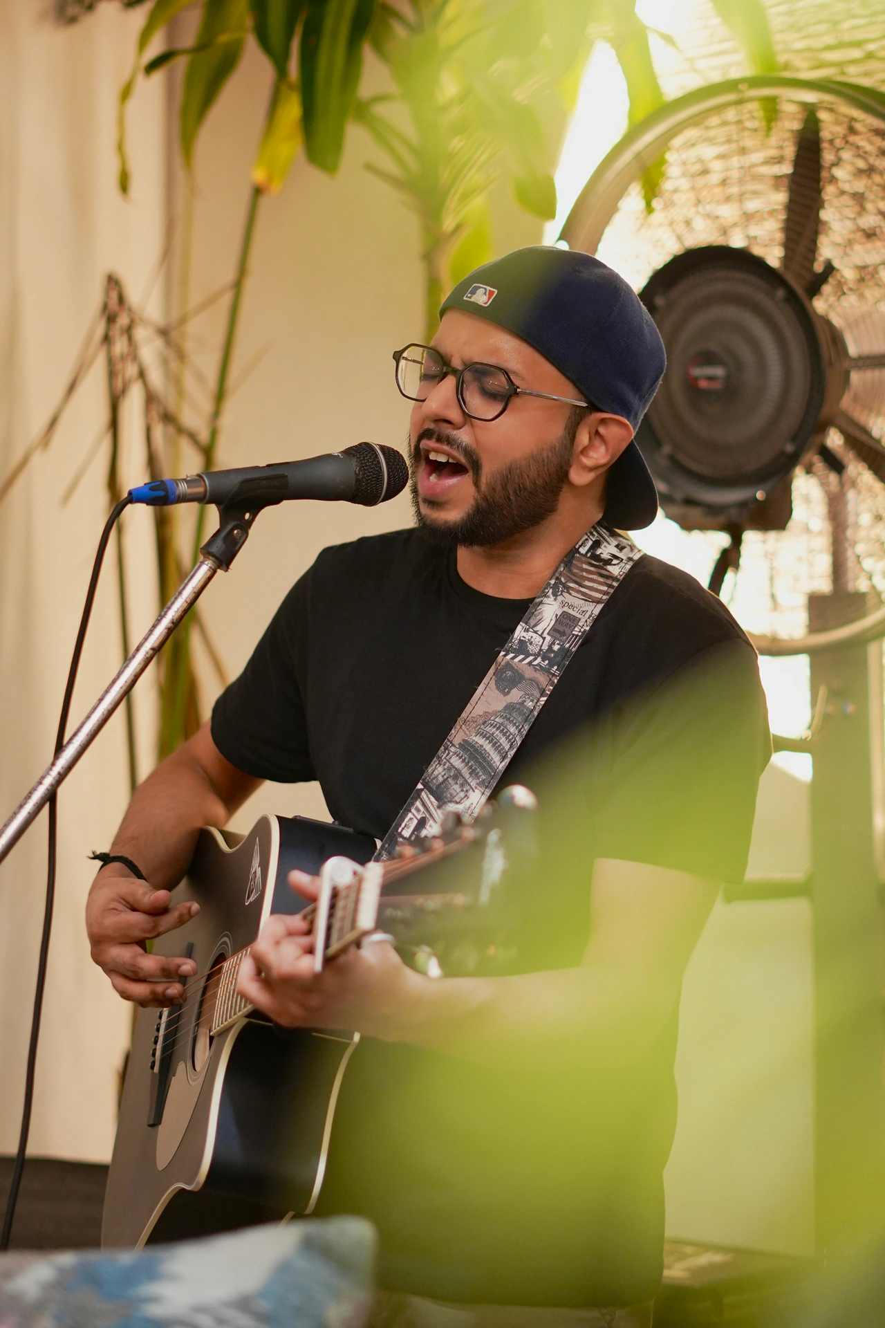 Live Solo photo 2