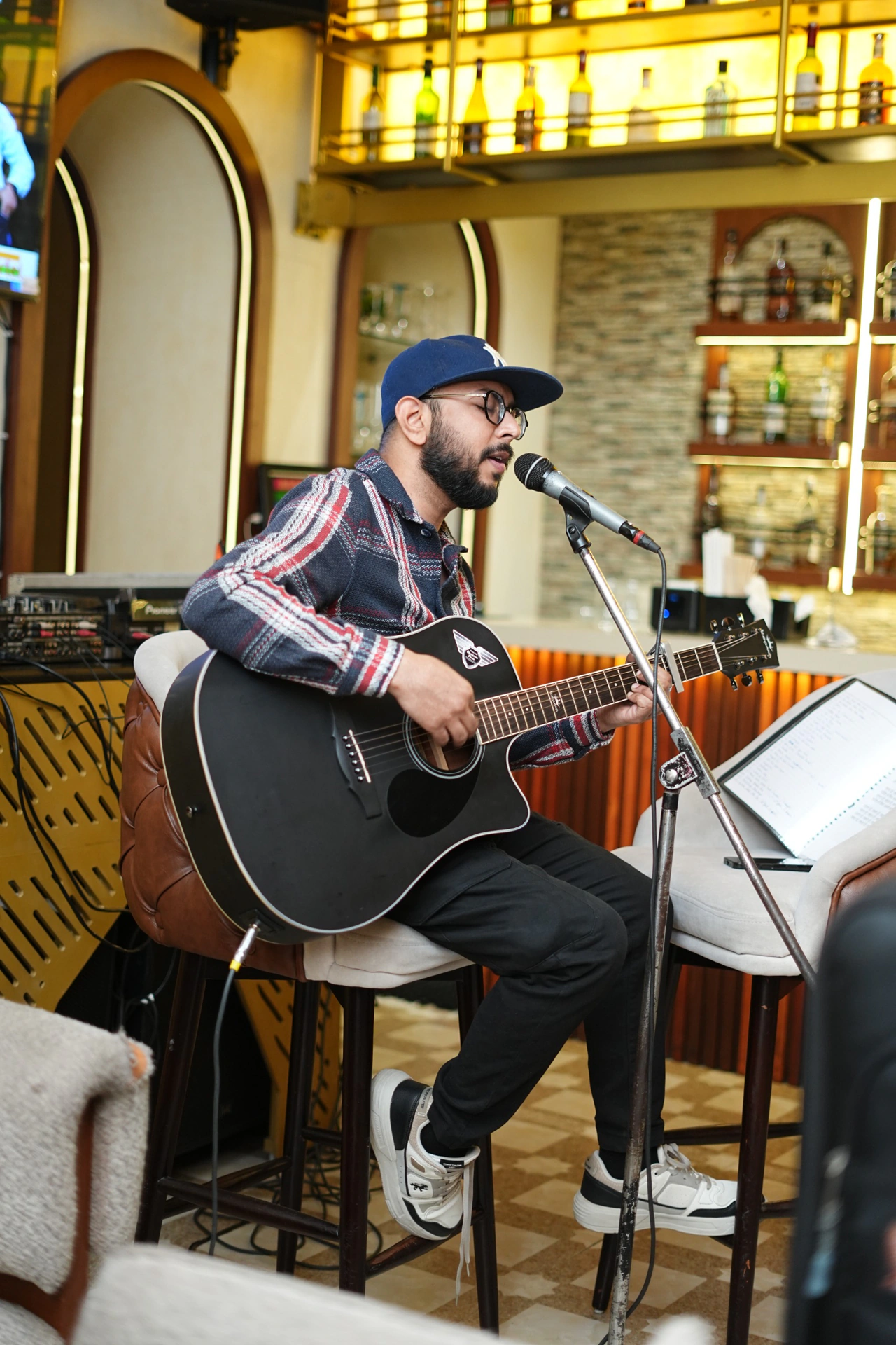 Live Solo photo 6