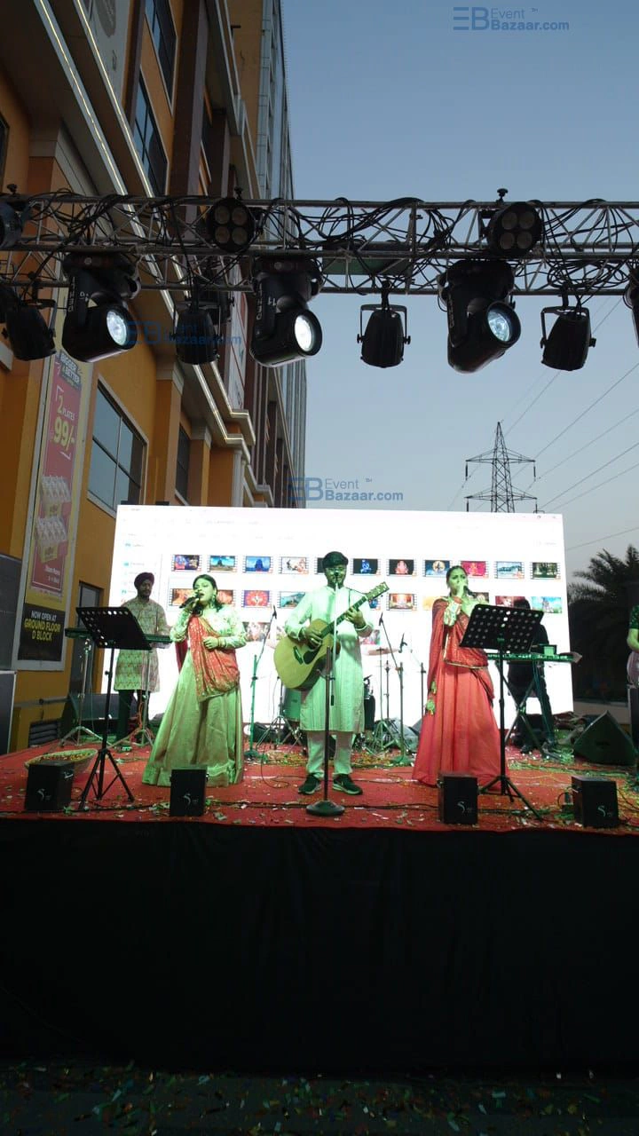 Holi concert photo 10