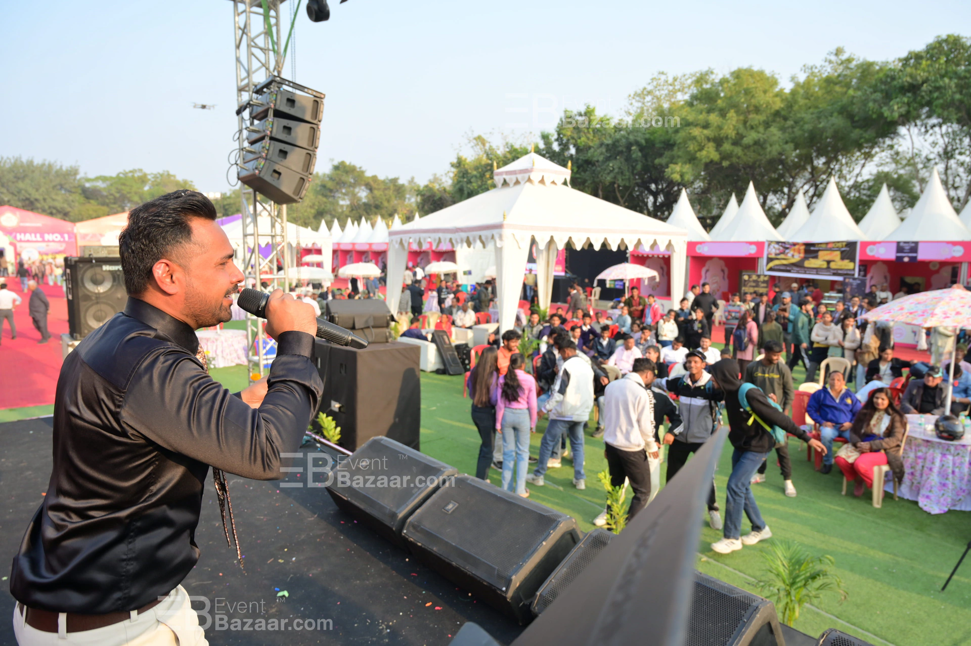 Live Shows photo 3